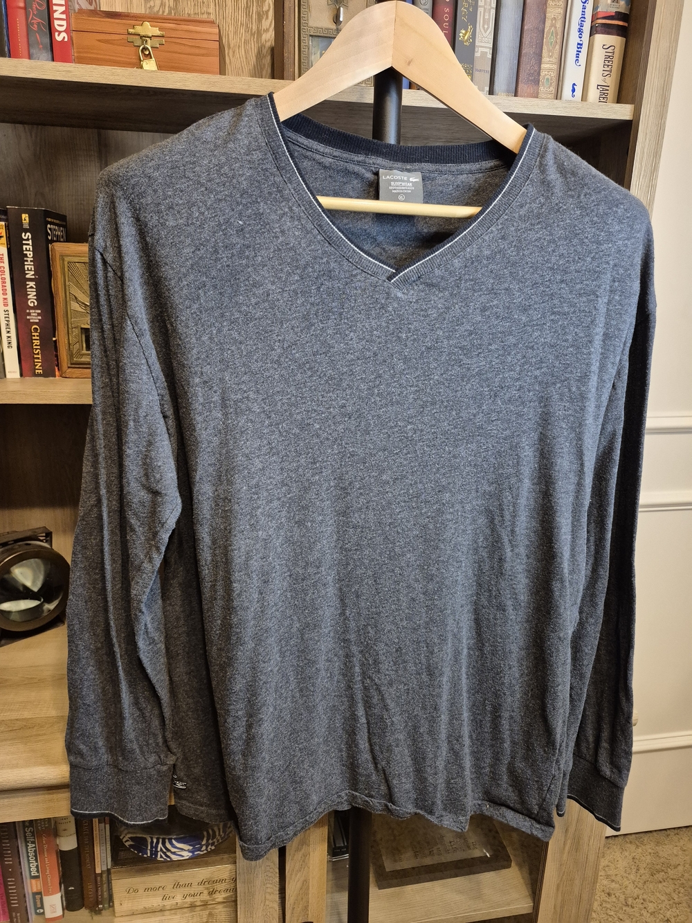Lacoste Men's V-Neck Long Sleeve Sleepshirt- Charcoal Gray C1 - Jjohn